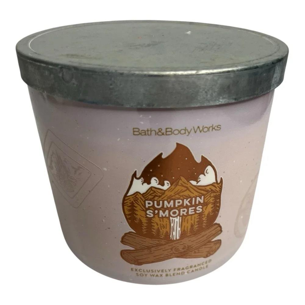 Bath & Body Works Pumpkin S'mores  3 Wick Scented Candle  14.5 oz